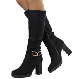 Czarne ocieplane kozaki na słupku Dardo