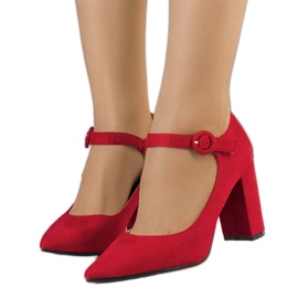 PA1 Czerwone czółenka na słupku Keller