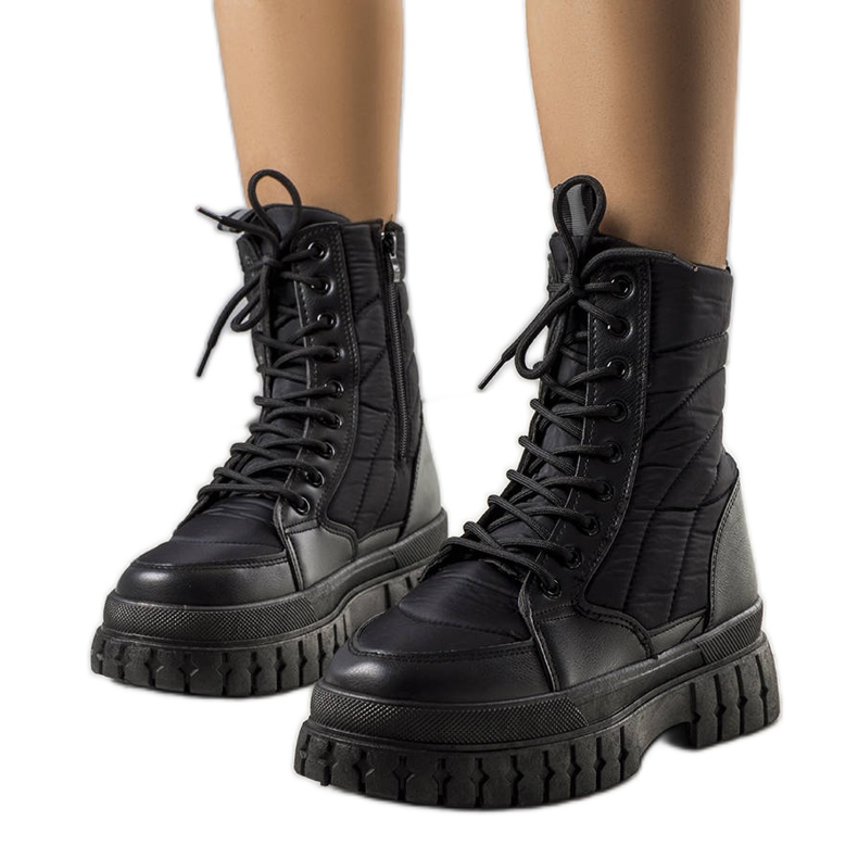 Czarne ocieplane śniegowce Arinna