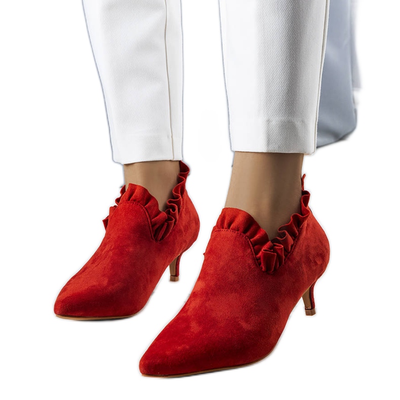 BM Czerwone czółenka z cholewką Gavri