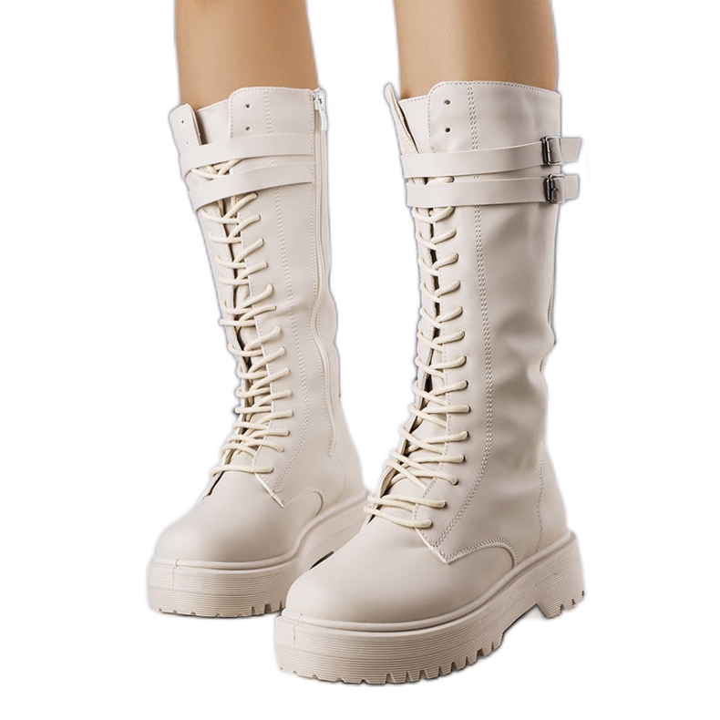 BM Beżowe wysokie trapery Christopher beżowy