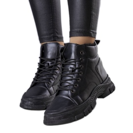 PA1 Czarne ocieplane botki Dinto