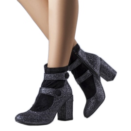 Czarne brokatowe botki Orlando