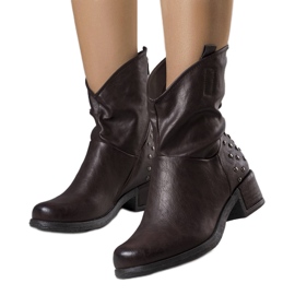 Brązowe botki z dżetami Fermisa