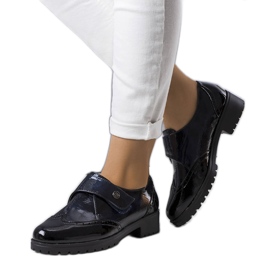 Granatowe lakierowane półbuty Bateli czarne