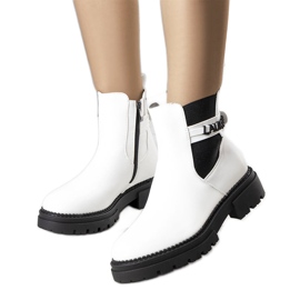 Białe botki ocieplane Sanso