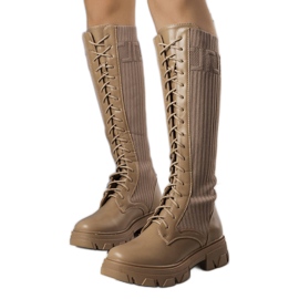 BM Brązowe wiązane kozaki Montis