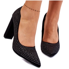 Zamszowe Czółenka Z Ozdobnymi Ćwiekami Czarne Dories