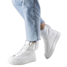 Białe trampki za kostkę z saszetką Willie