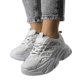 Szare sneakersy zdobione printem Kara