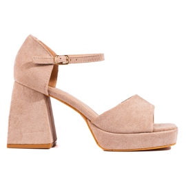 Zamszowe sandały na słupku Vinceza beżowe beżowy