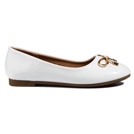 Vinceza Baleriny dziewczęce Shelovet lakierowane białe