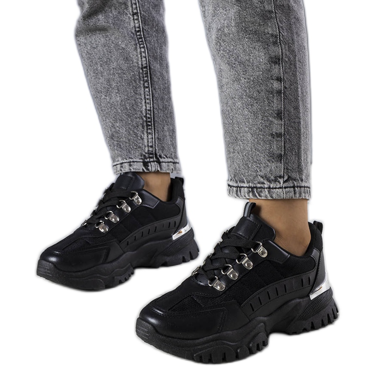 Czarne sneakersy Mindy