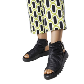 PA1 Czarne sandały z ażurową cholewką Beulah