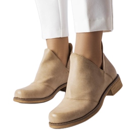 PA1 Beżowe botki z nieregularną cholewką Lacombe beżowy