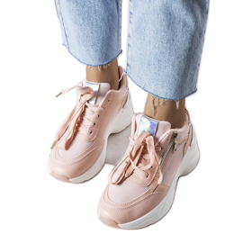 Różowe sneakersy na koturnie Stacey