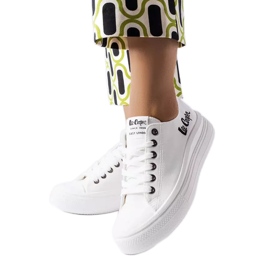 Białe trampki Lee Cooper LCW-23-44-1623L