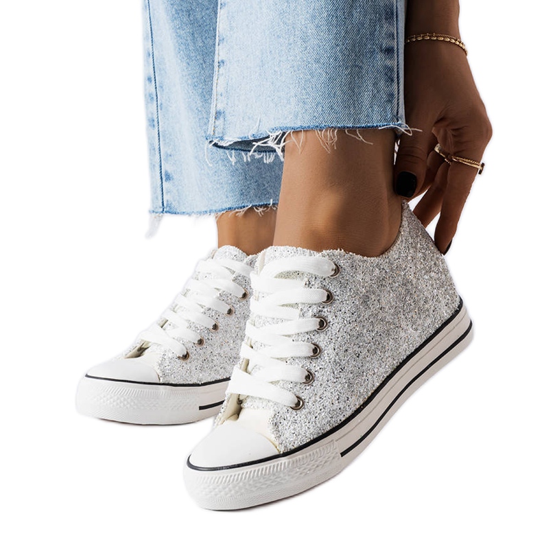 Srebrne trampki na niskiej koturnie Garceau srebrny