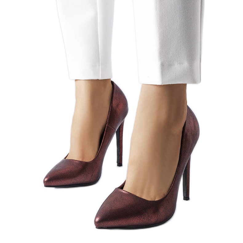 Czerwone szpilki z połyskiem Sébastopol