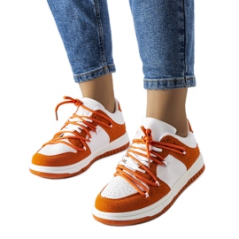 Pomarańczowe sneakersy łączone materiały Hila białe