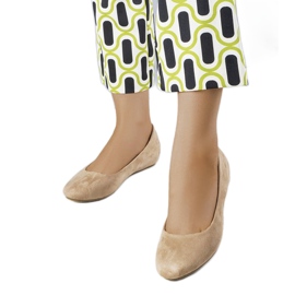 Beżowe balerinki na niskim koturnie Sylvia brązowe