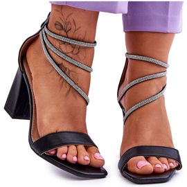 Modne Sandały Z Cyrkoniami Czarne Carma