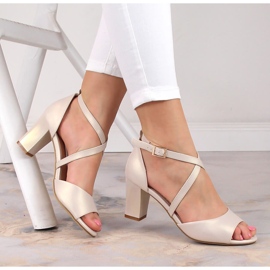 Sandały damskie na słupku beżowy perła Sergio Leone SK862