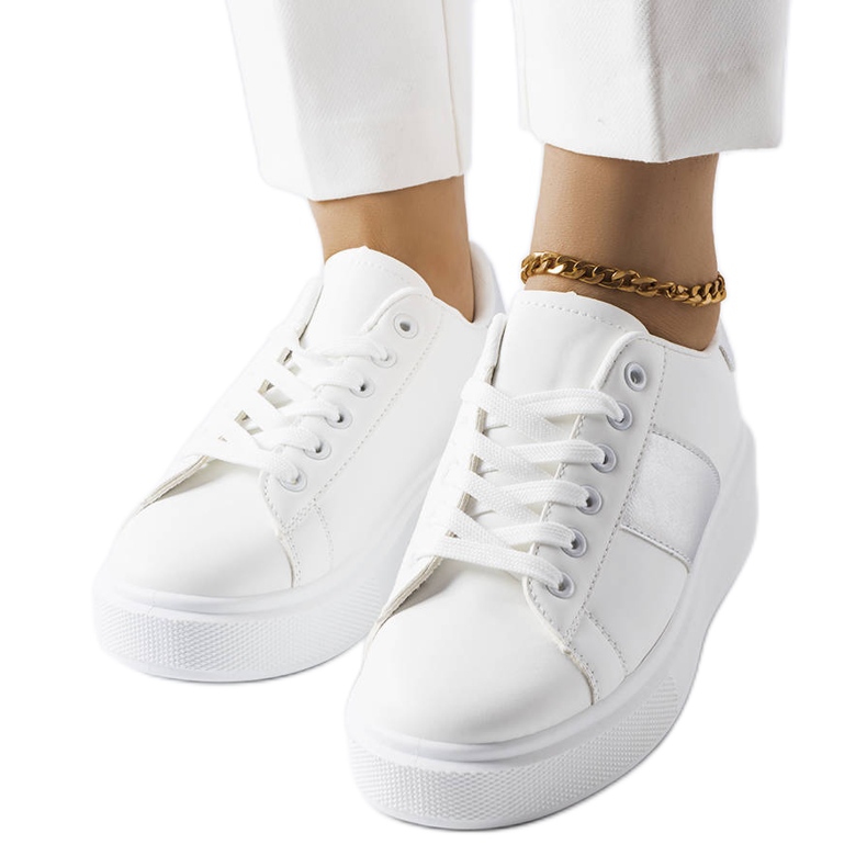 Białe sneakersy ze srebrnym paskiem Aurélie