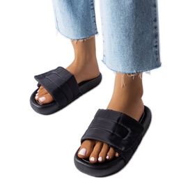 BM Czarne klapki zapinane na rzep Aleron