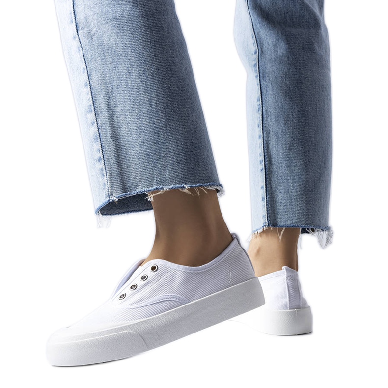 Białe wsuwane trampki Rabican