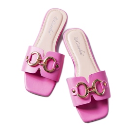 Różowe eleganckie klapki z łańcuchem Corbin