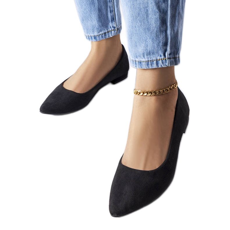 Czarne balerinki na niskim obcasie Bérubé