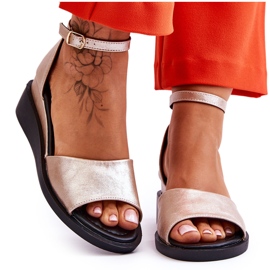 Vinceza Damskie Klasyczne Skórzane Sandały Na Koturnie Złote Truett złoty