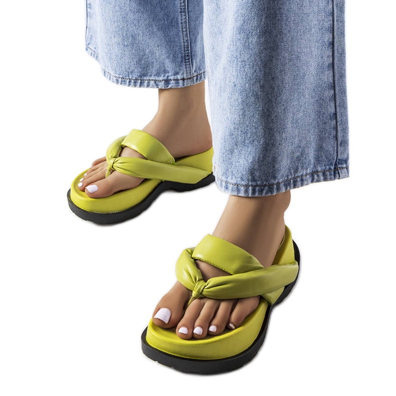 Zielone klapki na platformie Lachapelle