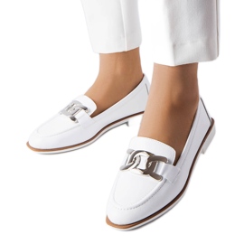 Białe mokasyny z klamerką Henrique