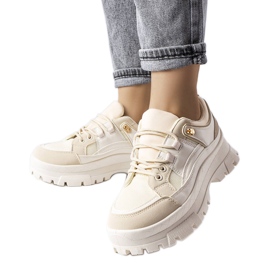 Beżowe półbuty na podeszwie z protektorem Via beżowy