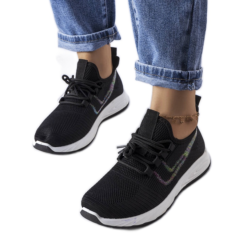 Czarne materiałowe sneakersy McKeylor