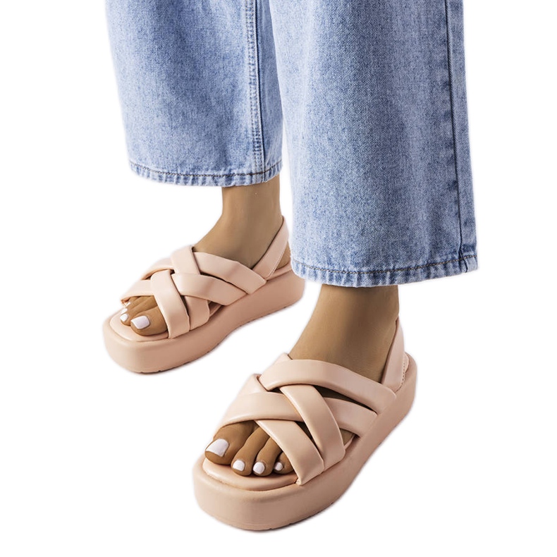 Różowe sandały na platformie Horseshoe