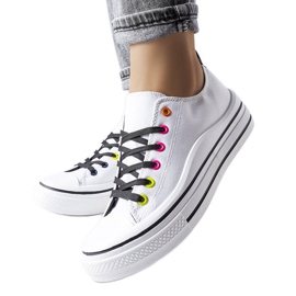 Białe trampki na platformie Bois