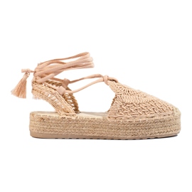 Ciemnobeżowe espadryle na platformie boho Shelovet beżowy