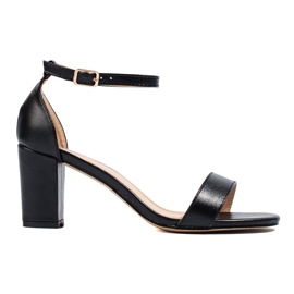 Czarne sandały na obcasie Shelovet