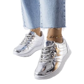 Srebrne sneakersy Quessy srebrny