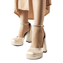 Beżowe czółenka na wysokim słupku Elida beżowy