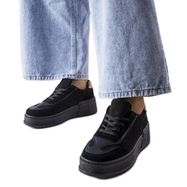 Czarne sneakersy na platformie Fabienne