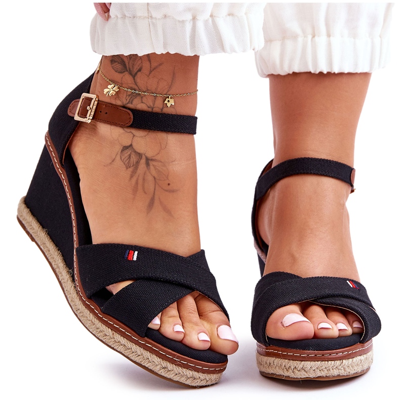 Damskie Sandały Na Koturnie Czarne Janet