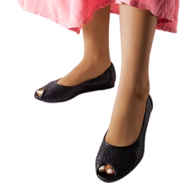 Czarne ażurowe balerinki Lafond