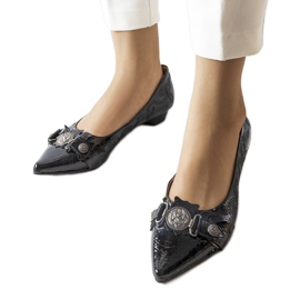 Czarne czółenka na niskim obcasie Siciliano