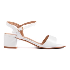 Białe sandały damskie na słupku Shelovet