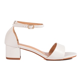 Klasyczne eleganckie sandały damskie na niskim słupku Shelovet białe