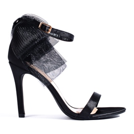 Czarne sandał z tiulową kokardą na szpilce Shelovet